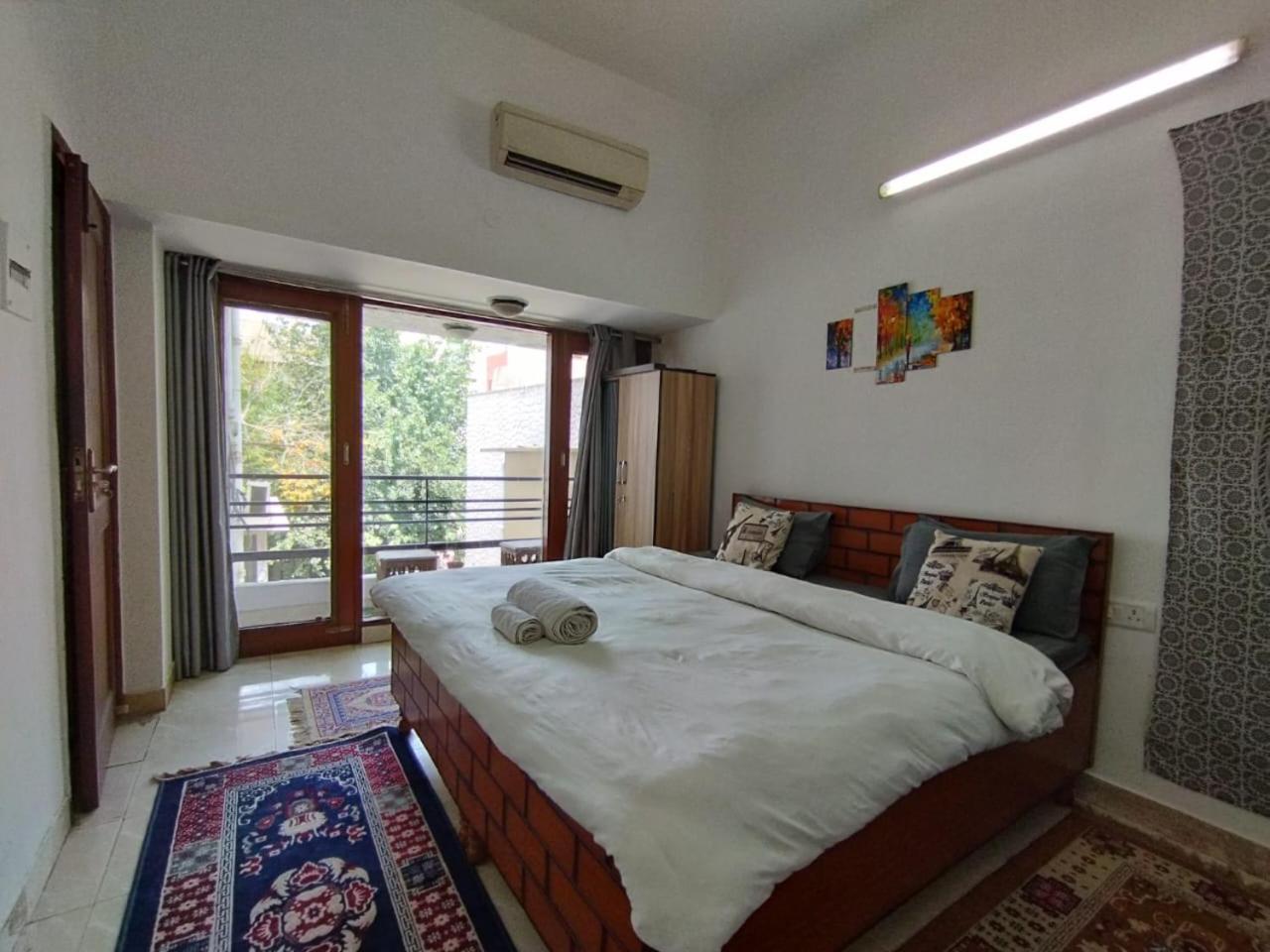 A Sleepy Fox Hostel New Delhi Exterior photo