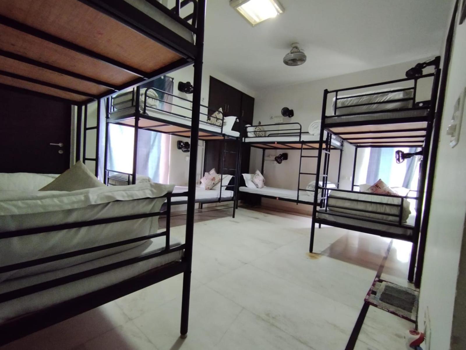 A Sleepy Fox Hostel New Delhi Exterior photo